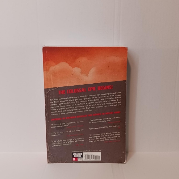 Hajime Isayama's Attack on Titan Colossal Edition 1. - Picture 4 of 6